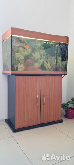 Аквариум с тумбой