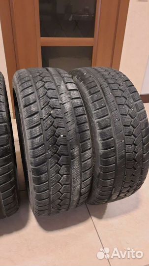 Sunfull SF-01 205/45 R16