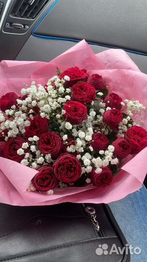 Букеты из кустовых роз