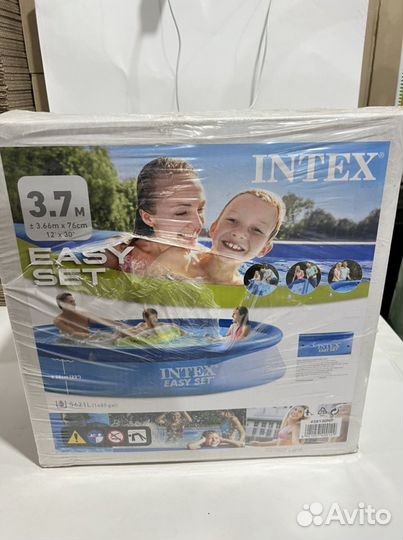 Надувной бассейн intex 3,7 метра