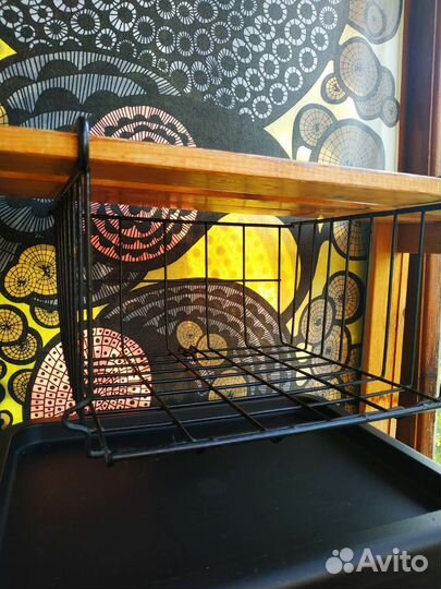 Полочка металлическая.ikea