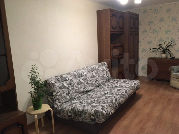 2-к. квартира, 43 м², 3/5 эт.