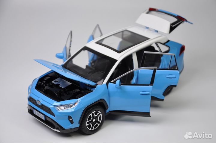 Модель авто Toyota RAV4 V (XA50) 1:24 металл