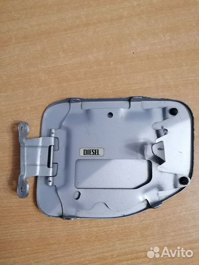 Лючок и трос бензобака Ford Ranger