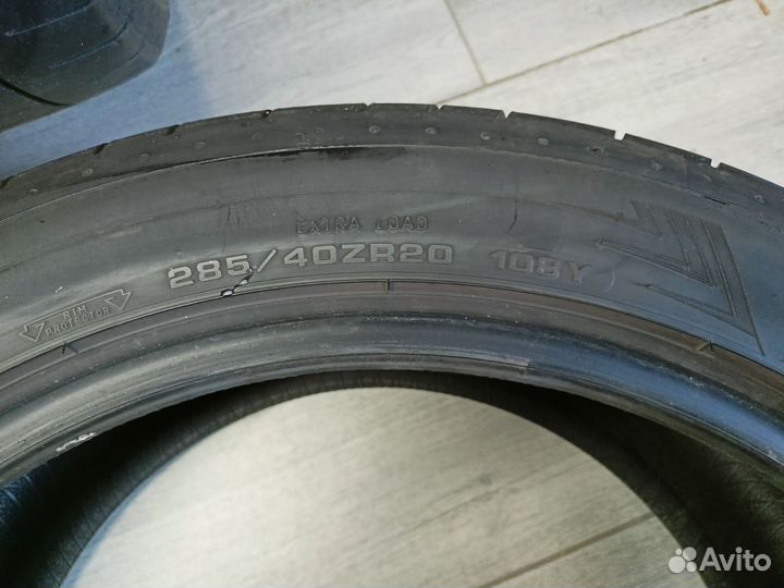 Dunlop SP Sport Maxx RT 2 255/45 R20 и 285/40 R20