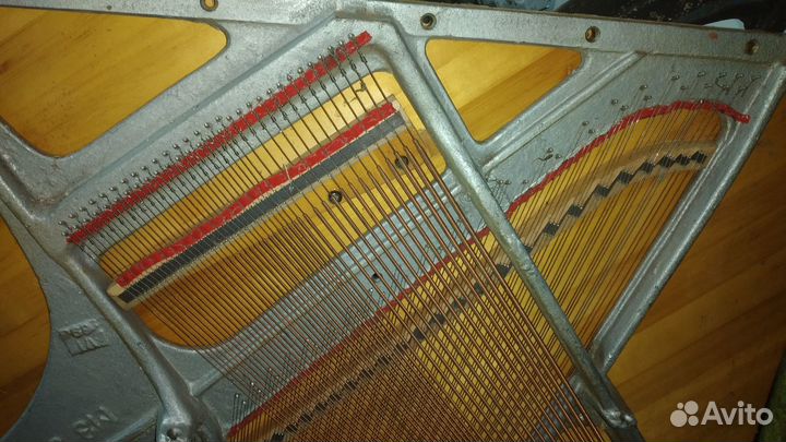 Струны для пианино