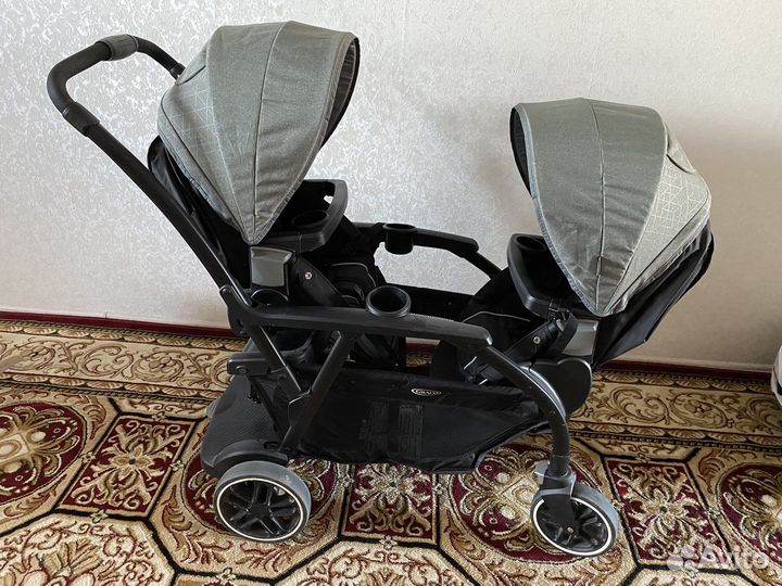 Коляска для двойни