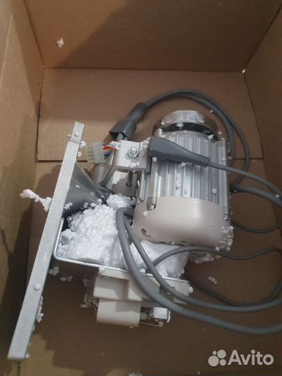 Электродвигатель 220в