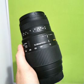 Объектив Sigma AF 70-300 mm f/4-5.6 DG macro Sony