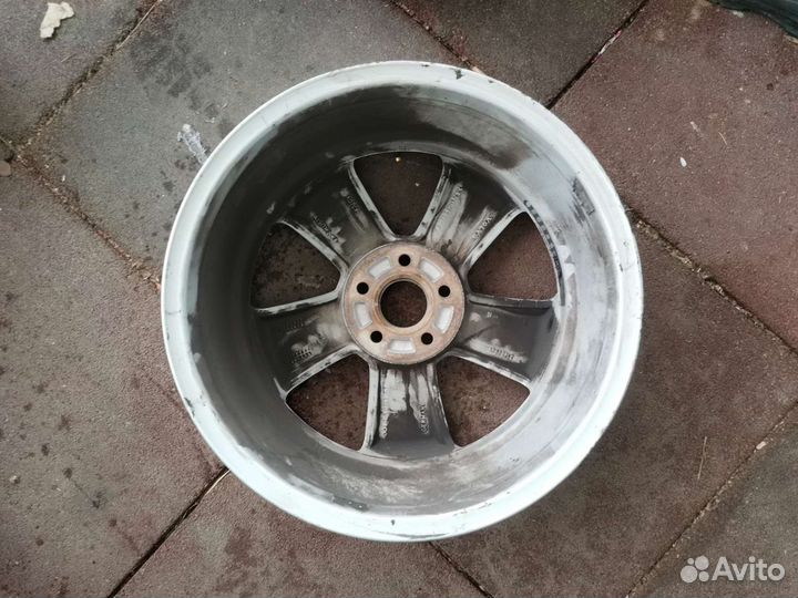 Диски R 17 Volvo XC 40. поштучно