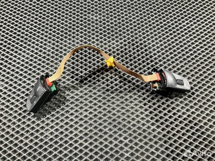 Кнопки управления на руле Audi A8 D3/4E 2003
