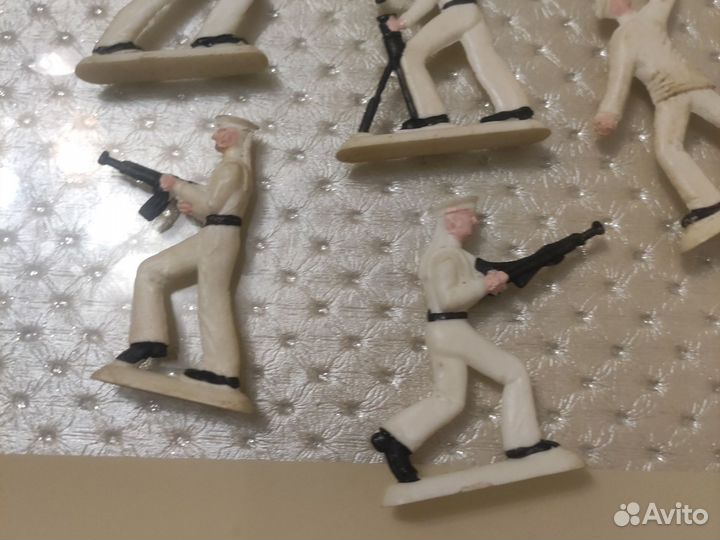 Солдатики пластмассовые СССР