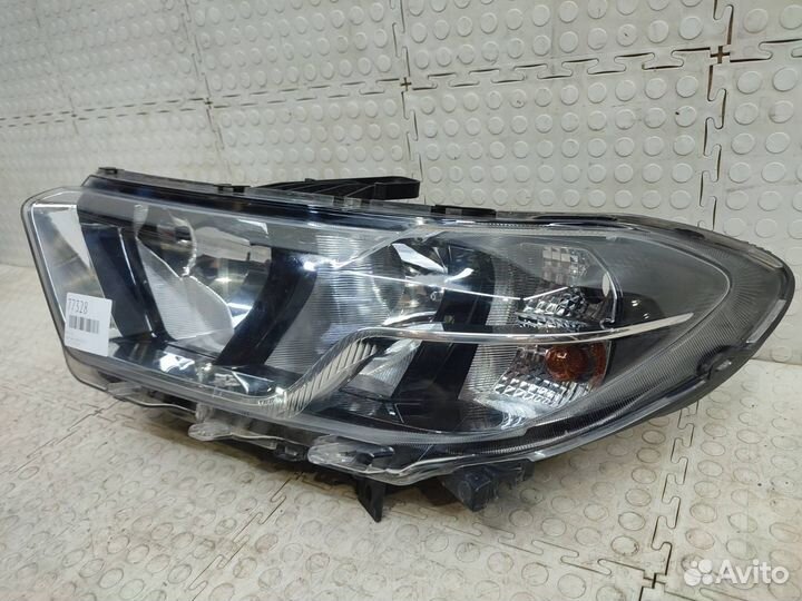 Фара левая Лада Нива Тревел 2020