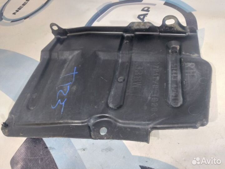 Защита двигателя передняя правая Toyota Rav 4 40