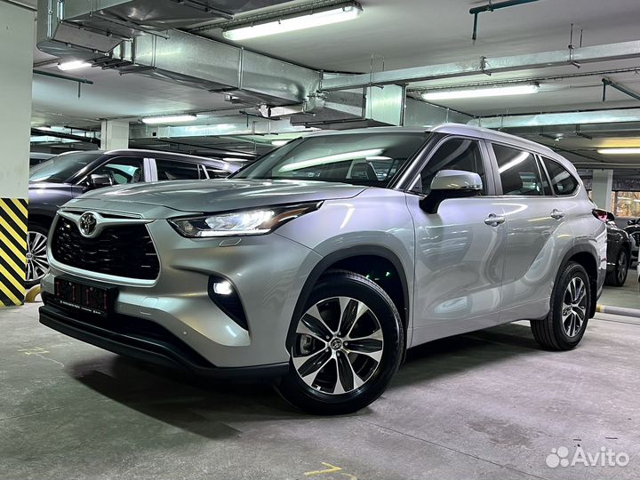 Toyota Highlander 2.4 AT, 2023, 16 км