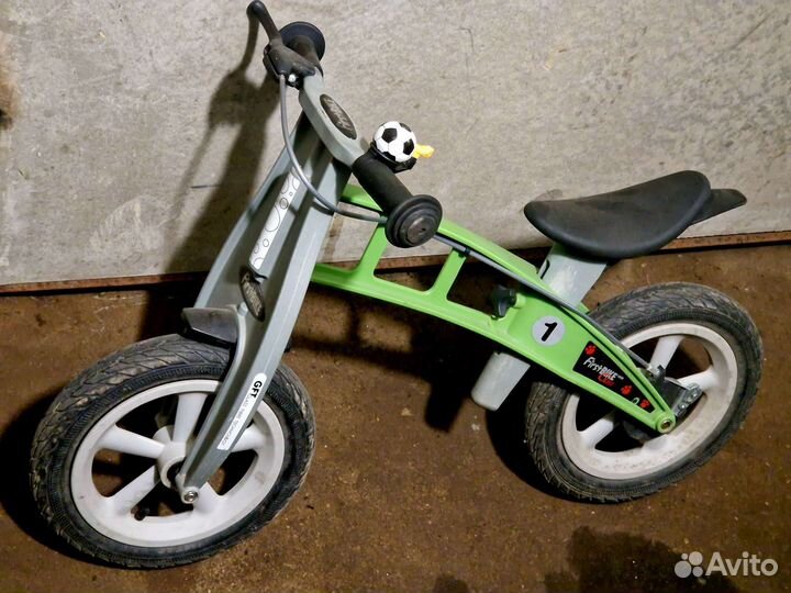 Беговел Firstbike