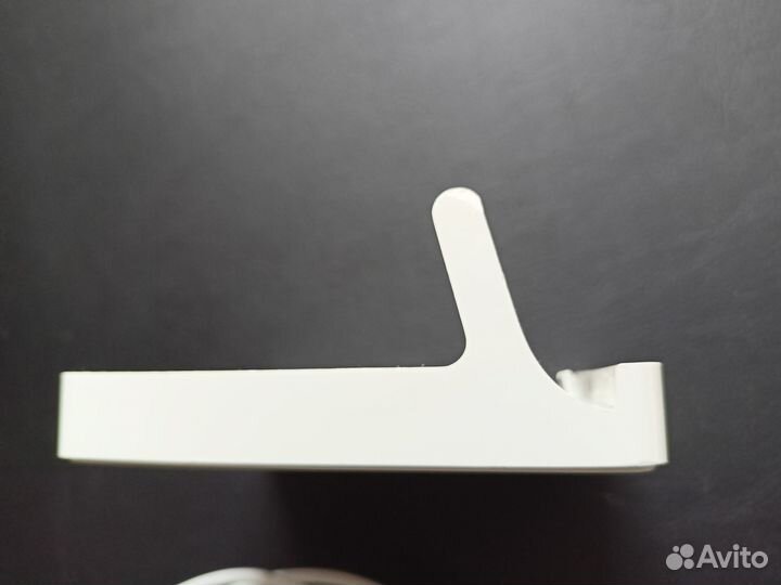 Док-станция Apple для iPad, iPod, iPhone