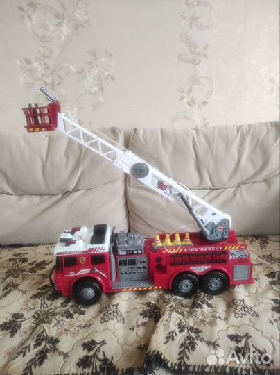 Игрушка пожарная машина