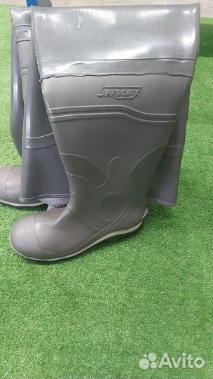 Резиновые сапоги для рыбалки