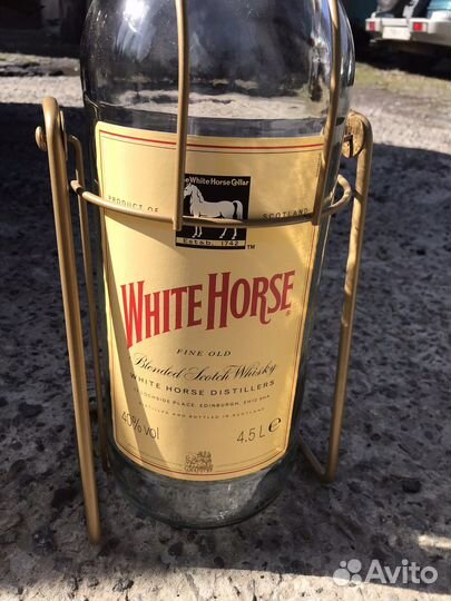 Бутылка с бугельной пробкой