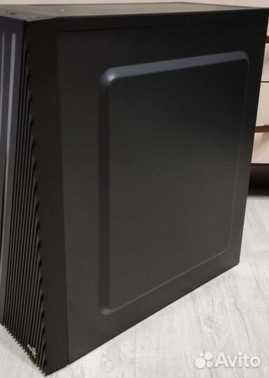 Корпус AeroCool Streak accm-PV19012.11 черный