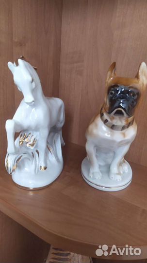 Статуэтки конь златогривый и собака боксер,50-60г