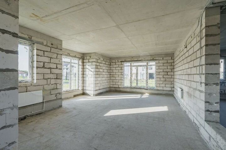 Дом 200,6 м² на участке 15 сот.