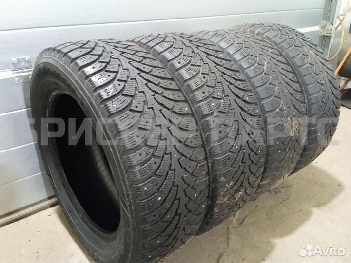 Nokian Tyres Nordman 4 215/60 R16