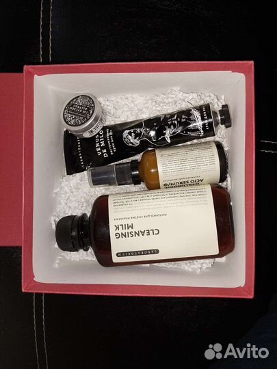 Косметический набор в подарочной упаковке