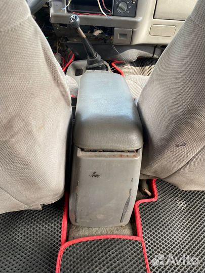 Центральная консоль Chevrolet Blazer 2 S15