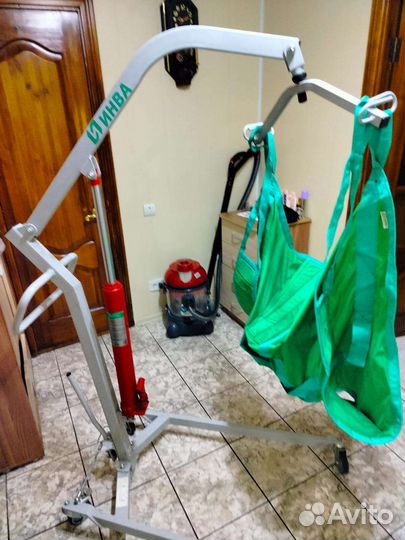 Подъёмник передвижной с гидравлическим приводом