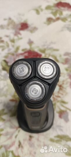 Электрическая бритва philips Series3000