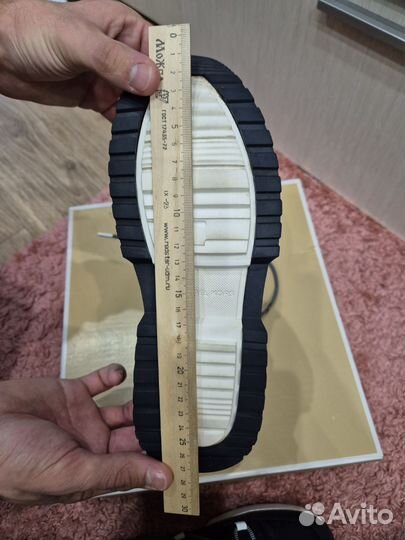 Дутики Michael Kors, размер 9M (маломерят 39-40)