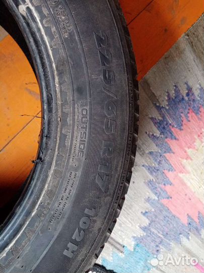 Nokian Tyres WR 225/65 R17