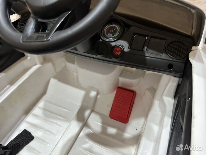 Электромобиль детский