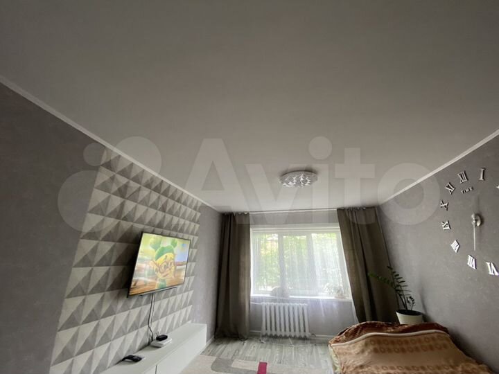3-к. квартира, 64 м², 1/10 эт.