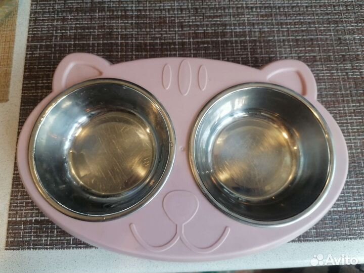 Продам для кошек кормушка