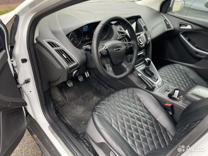 Ford Focus 1.6 МТ, 2014, 262 000 км