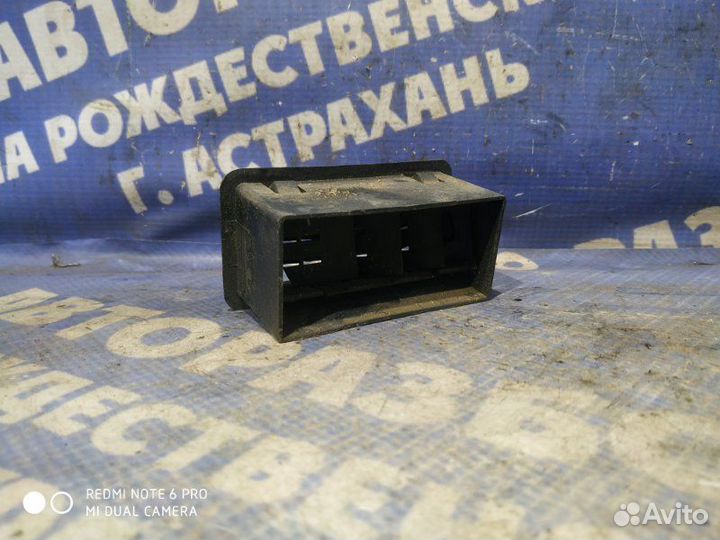 Дефлектор воздушный Ваз Лада 2105 седан 2105 2001