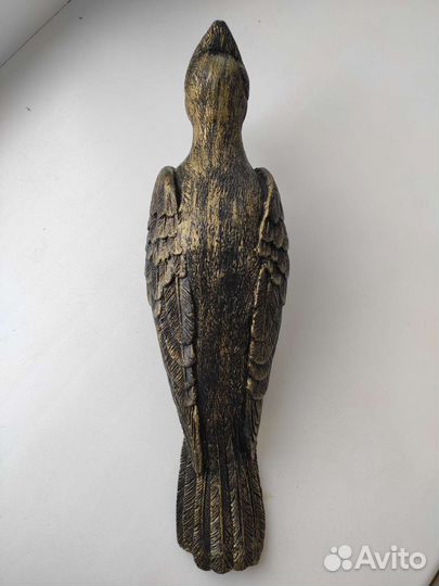 Фигурка дятла, декор фасада, украшение