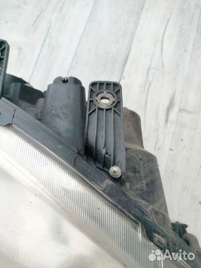 Фара правая Chevrolet Lacetti 2008