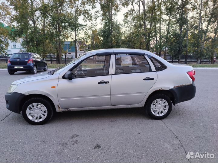 LADA Granta 1.6 МТ, 2013, 209 163 км