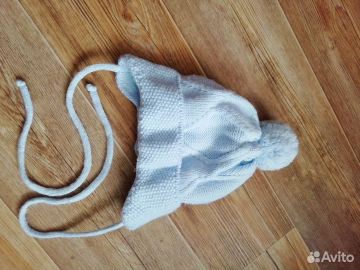 Демисезонные шапки фирмы 