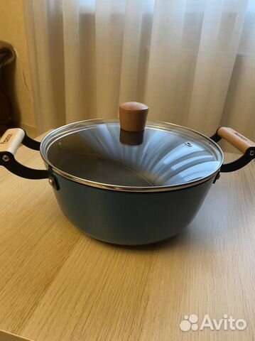 Кастрюля новая