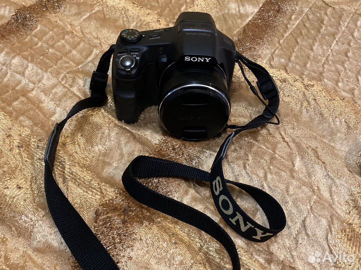 Sony DSC-HX200