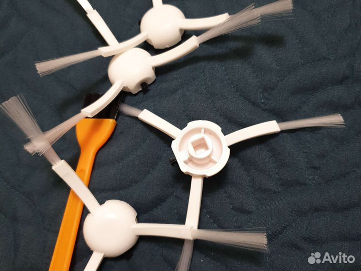 Щетки в робот пылесос