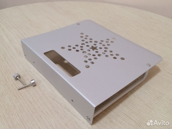 Полочка настенная алюминиевая