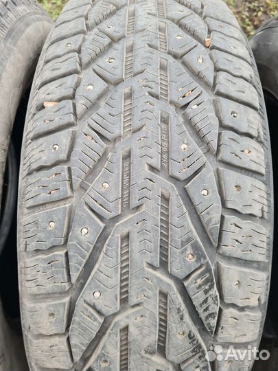 Tigar SUV Ice 215/65 R16