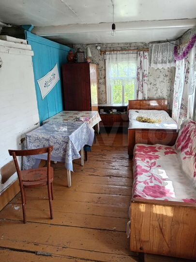 Дом 35 м² на участке 10 сот.