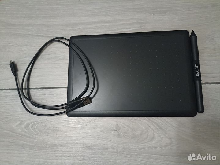 Графический планшет wacom one